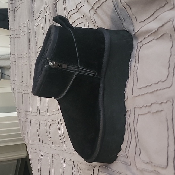 Platform booties - Picture 2 of 4